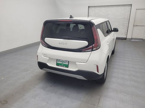 Used 2024 Kia Soul LX w/ Option Group 015 image 7