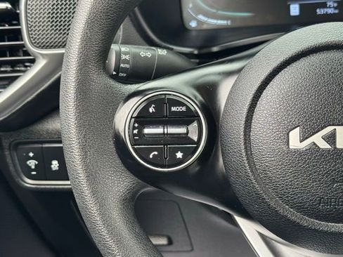 Used 2024 Kia Soul LX w/ Option Group 015 FWD image 16