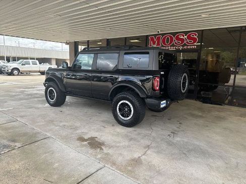 Certified 2022 Ford Bronco Badlands image 6