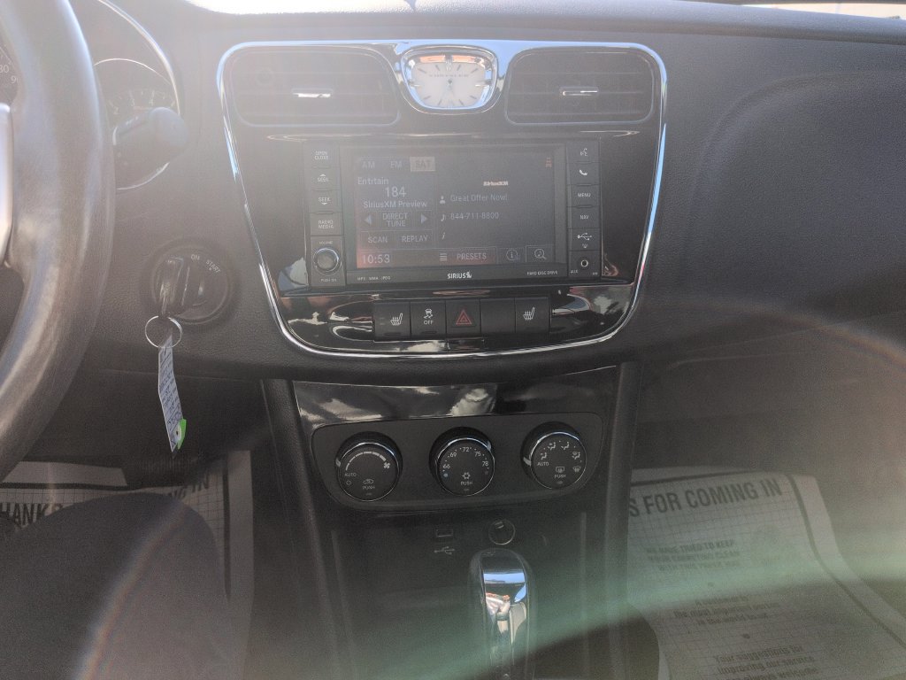 Used 2013 Chrysler 200 S FWD image 18