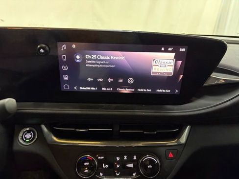 Used 2024 Buick Envista Preferred w/ Convenience I Package image 26