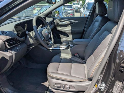New 2025 Buick Envista Avenir image 13