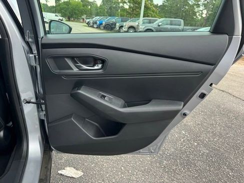 Used 2025 Honda Accord SE image 12