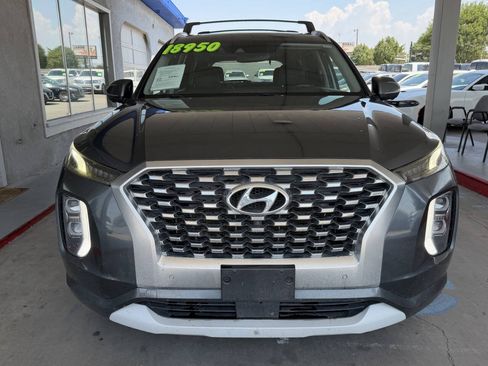 Used 2021 Hyundai Palisade Limited w/ Cargo Package FWD image 3