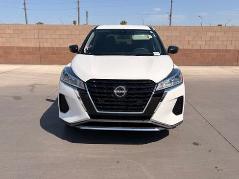 Used 2023 Nissan Kicks S FWD image 2
