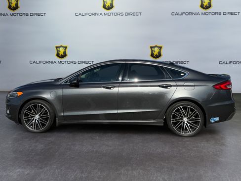 Used 2020 Ford Fusion Energi Titanium image 2