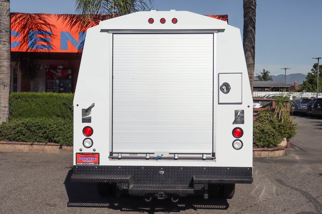 Used 2022 Ford Transit 350 DRW RWD image 7