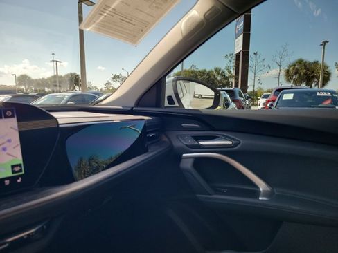 Certified 2025 Audi Q5 Premium Plus w/ Premium Plus image 27