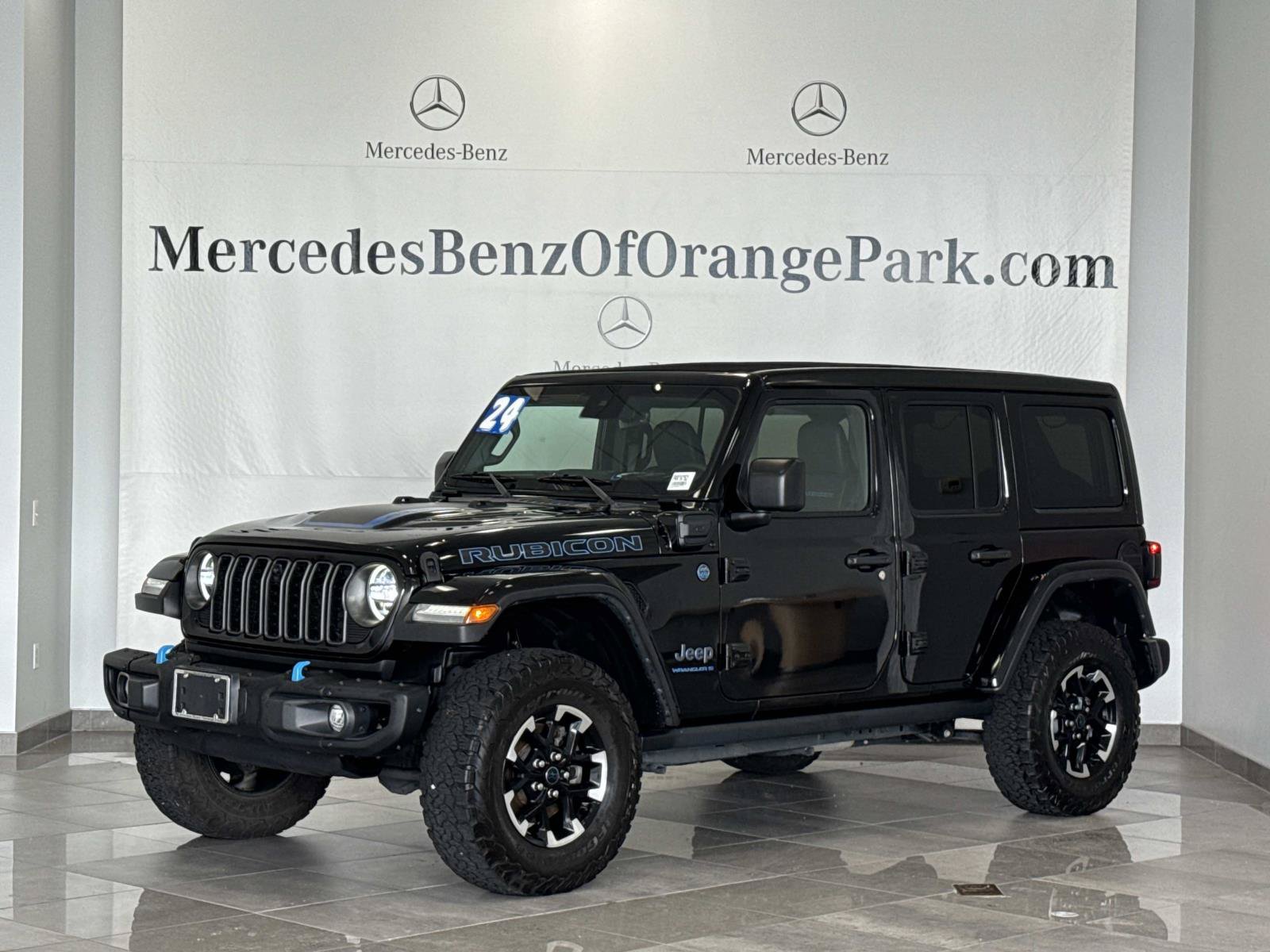 Used 2024 Jeep Wrangler Unlimited Rubicon 4xe AWD/4WD image 1