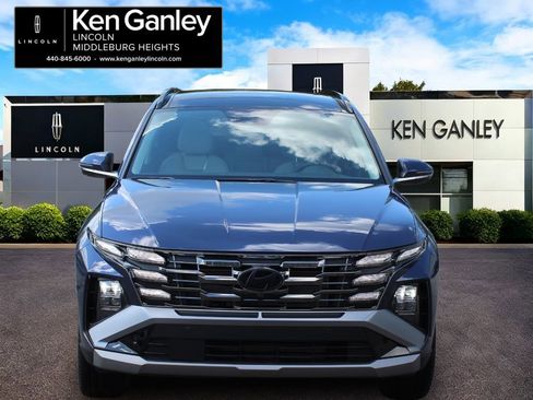 Used 2025 Hyundai Tucson Limited AWD/4WD image 2