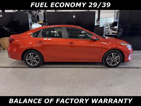 Certified 2022 Kia Forte LXS image 2