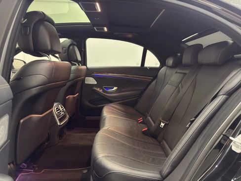 Used 2014 Mercedes-Benz S 550 Sedan image 15