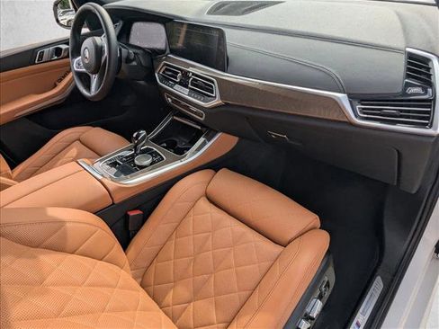 Used 2023 BMW X5 sDrive40i w/ M Sport Package image 23