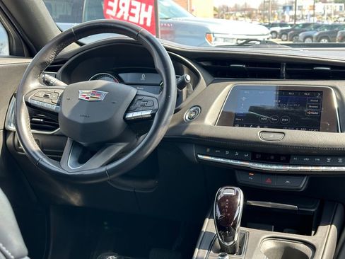 Certified 2023 Cadillac XT4 Premium Luxury AWD/4WD image 17