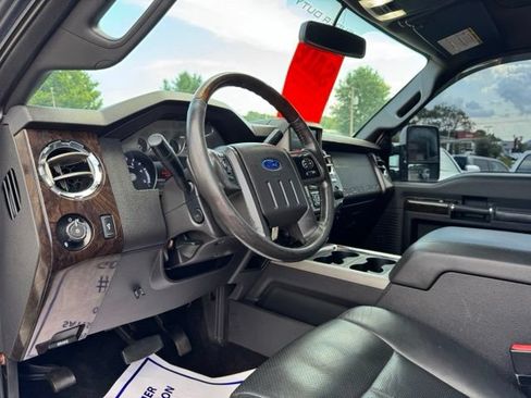 Used 2015 Ford F250 Platinum AWD/4WD image 9