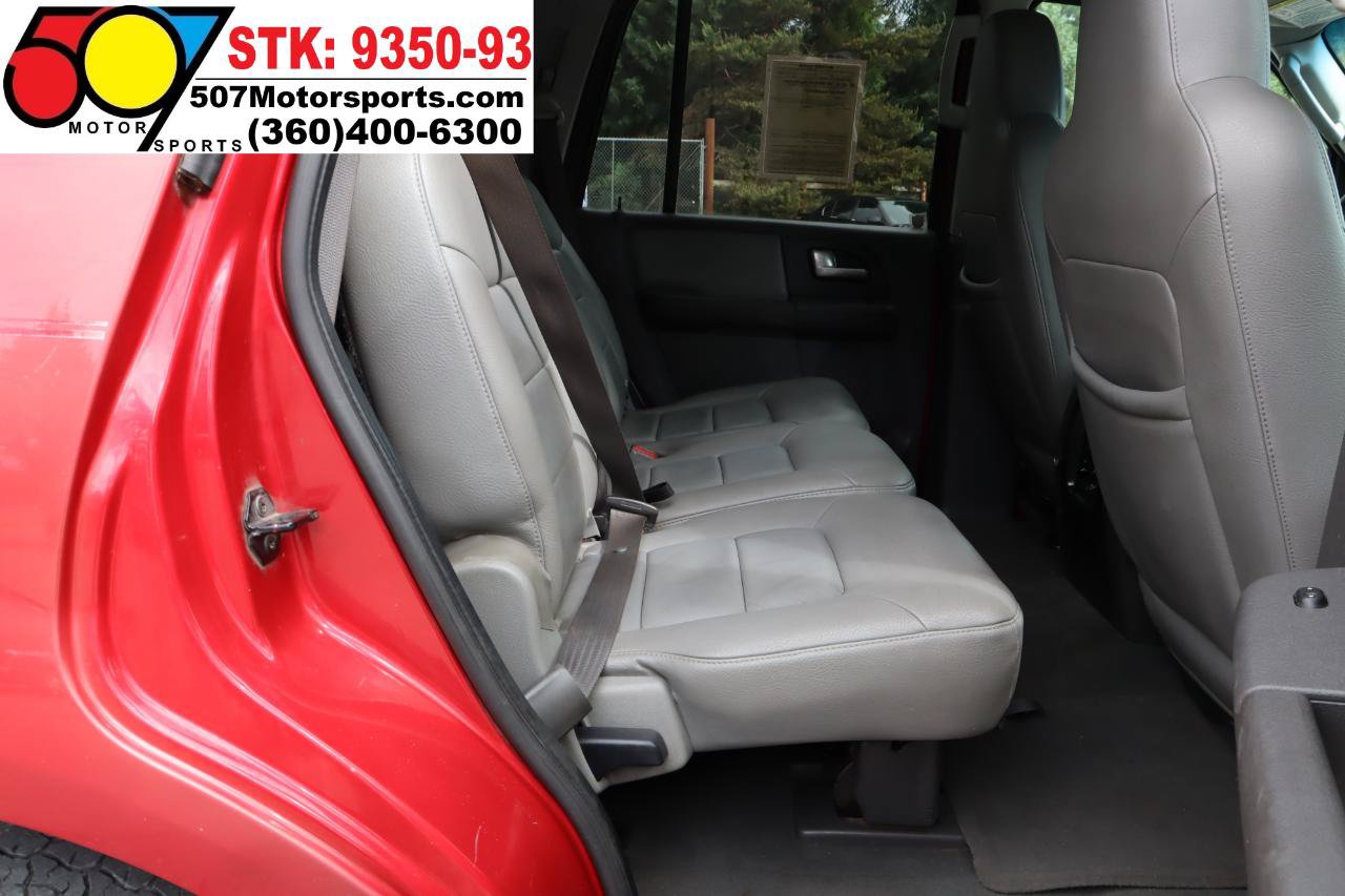 Used 2003 Ford Expedition XLT AWD/4WD image 15
