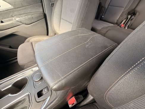 Used 2020 Chevrolet Traverse LS image 17