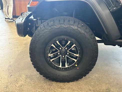 New 2026 Jeep Wrangler Unlimited Rubicon 392 image 10