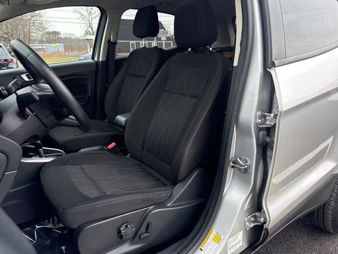 Used 2018 Ford EcoSport SE w/ SE Convenience Package image 10