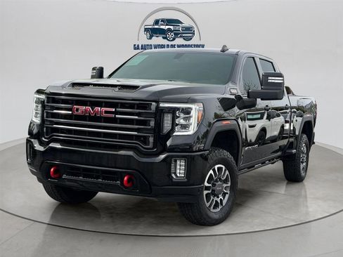 Used 2023 GMC Sierra 2500 AT4 AWD/4WD image 3