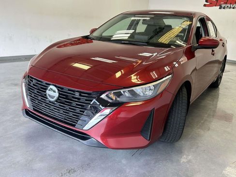 Used 2024 Nissan Sentra SV FWD image 7