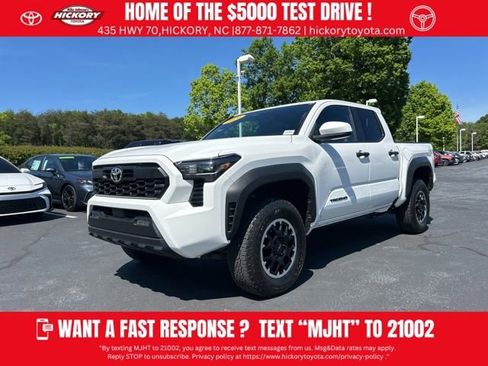 Used 2024 Toyota Tacoma TRD Off-Road AWD/4WD image 1