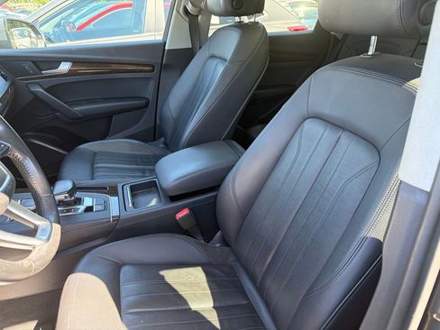 Used 2018 Audi Q5 2.0T Premium w/ Convenience Package AWD/4WD image 5