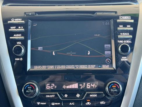 Used 2015 Nissan Murano SL w/ SL Technology Package FWD image 17