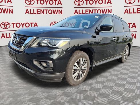 Used 2017 Nissan Pathfinder SV AWD/4WD image 3