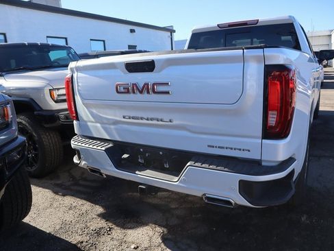 Certified 2022 GMC Sierra 1500 Denali w/ Denali Premium Package image 7
