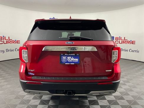 Used 2020 Ford Explorer XLT w/ Equipment Group 202A RWD image 4