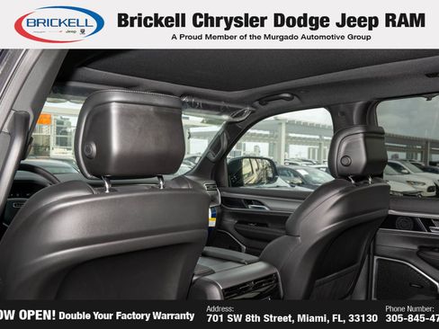 New 2025 Jeep Wagoneer Series II w/ Convenience Group I image 19