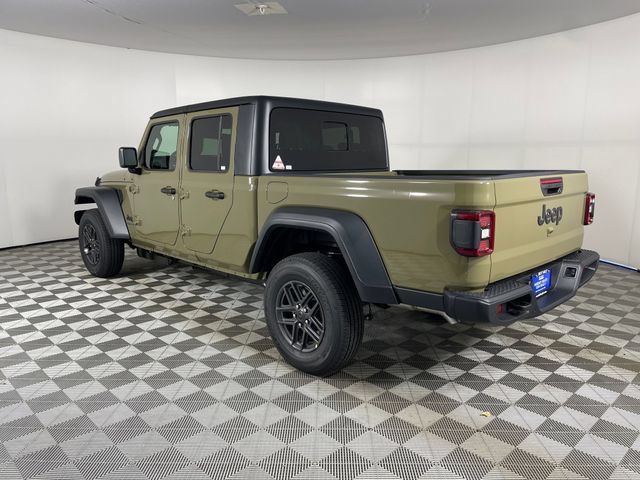 New 2026 Jeep Gladiator Sport AWD/4WD image 8
