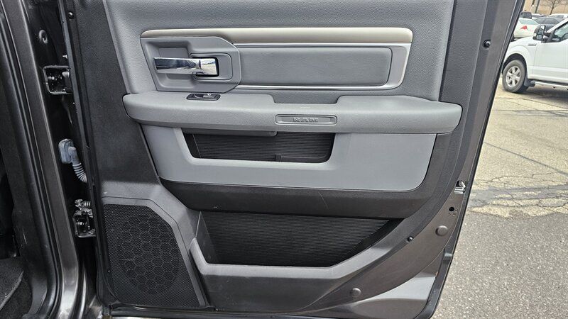 Used 2018 RAM 1500 Big Horn AWD/4WD image 25