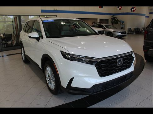 Certified 2025 Honda CR-V EX image 3