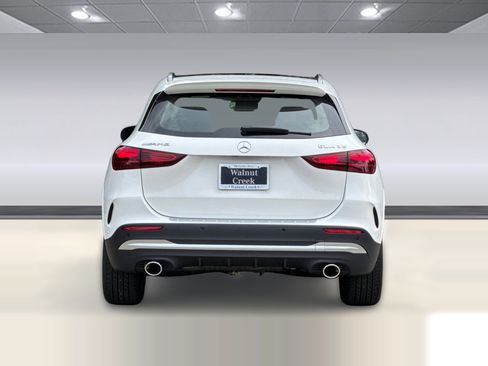 New 2026 Mercedes-Benz GLA 35 AMG 4MATIC image 10