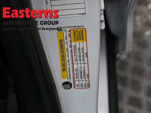 Used 2024 Chevrolet Malibu LT image 35