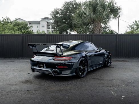 Used 2018 Porsche 911 GT2 RS RWD image 3