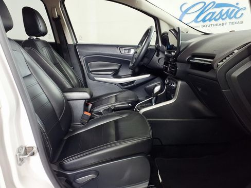Used 2019 Ford EcoSport Titanium FWD image 11