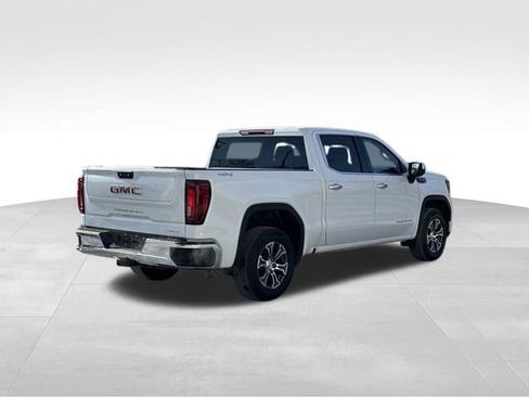 Used 2025 GMC Sierra 1500 SLT image 5