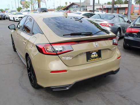 Used 2025 Honda Civic Sport image 5