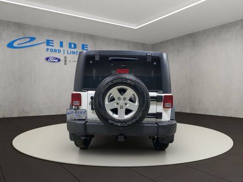 Used 2012 Jeep Wrangler Unlimited Sport w/ PWR Convenience Group AWD/4WD image 9