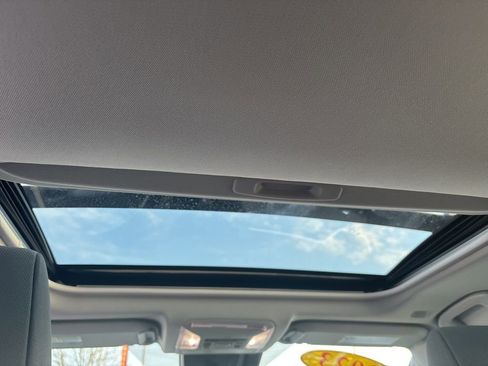 Used 2023 Toyota RAV4 XLE w/ Convenience Package image 26