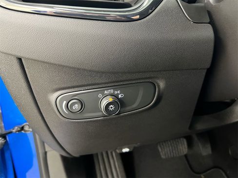 Certified 2024 Chevrolet Equinox RS image 17