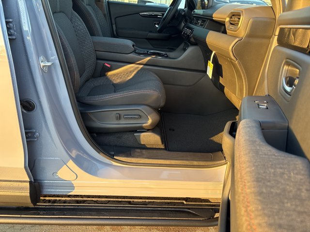 New 2026 Honda Pilot Sport image 8