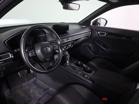 Used 2025 Honda Civic Sport image 27