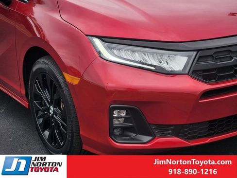 Used 2025 Honda Odyssey Sport-L image 9