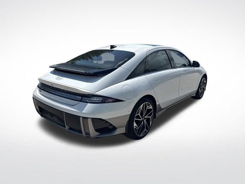 Used 2023 Hyundai Ioniq 6 Limited RWD image 5