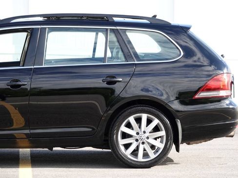 Used 2012 Volkswagen Jetta TDI FWD image 11