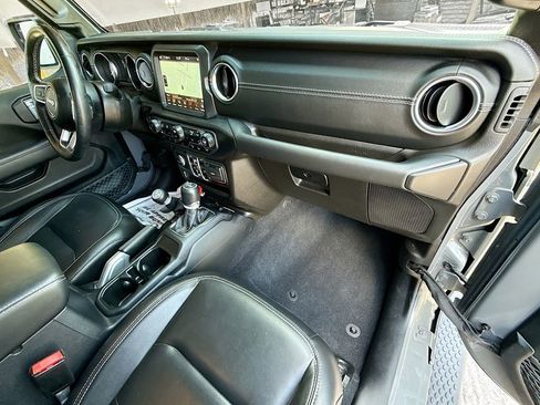 Used 2021 Jeep Wrangler Unlimited Sahara w/ Cold Weather Group image 34